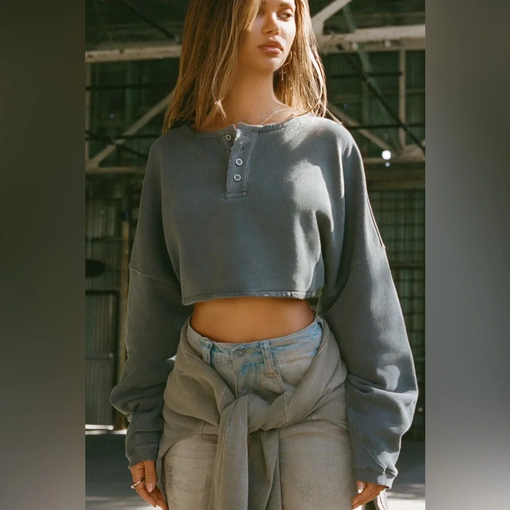 Joah Brown Henley Crop Sweatshirt Pearl Grey French Terry S - Picture 3 of 4